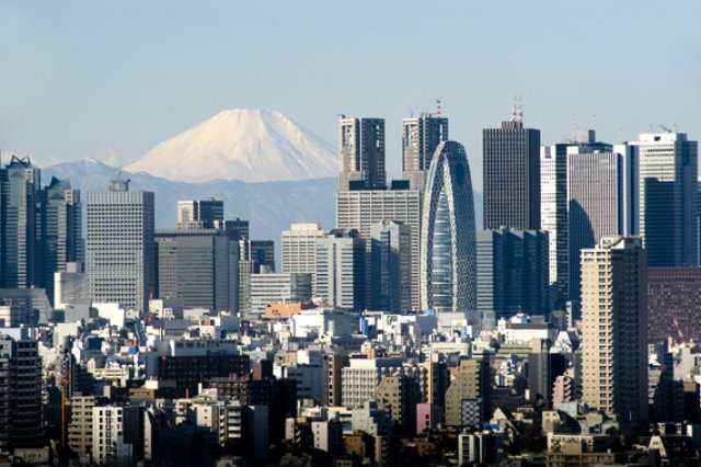 Japão: Violento terremoto de 6,2 graus abala arranha-céus em Tóquio