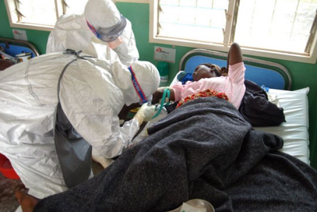 África: Virus mortal Ebola está fora de controle, alerta Médicos sem Fronteiras